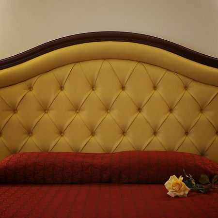 Bed and Breakfast Domus Augusta Рим Экстерьер фото