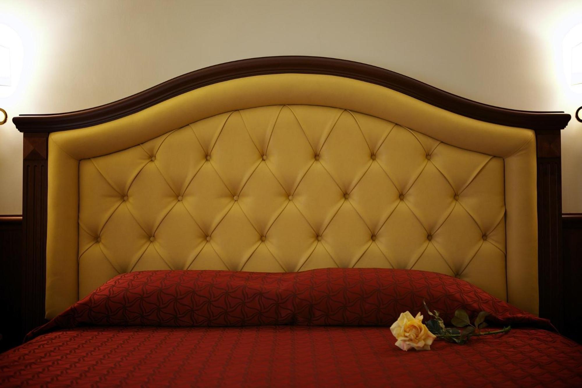 Bed and Breakfast Domus Augusta Рим Экстерьер фото