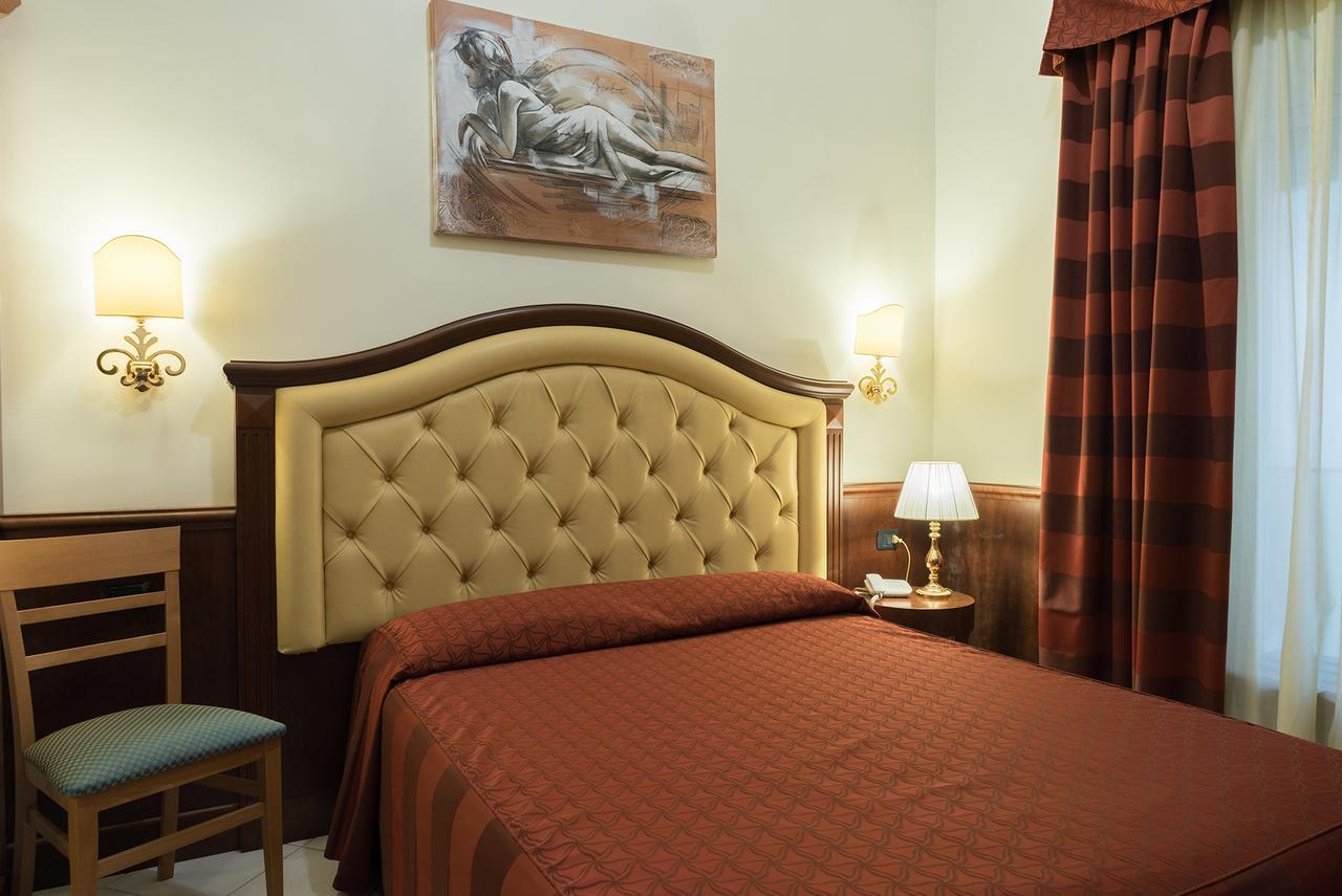Bed and Breakfast Domus Augusta Рим Экстерьер фото